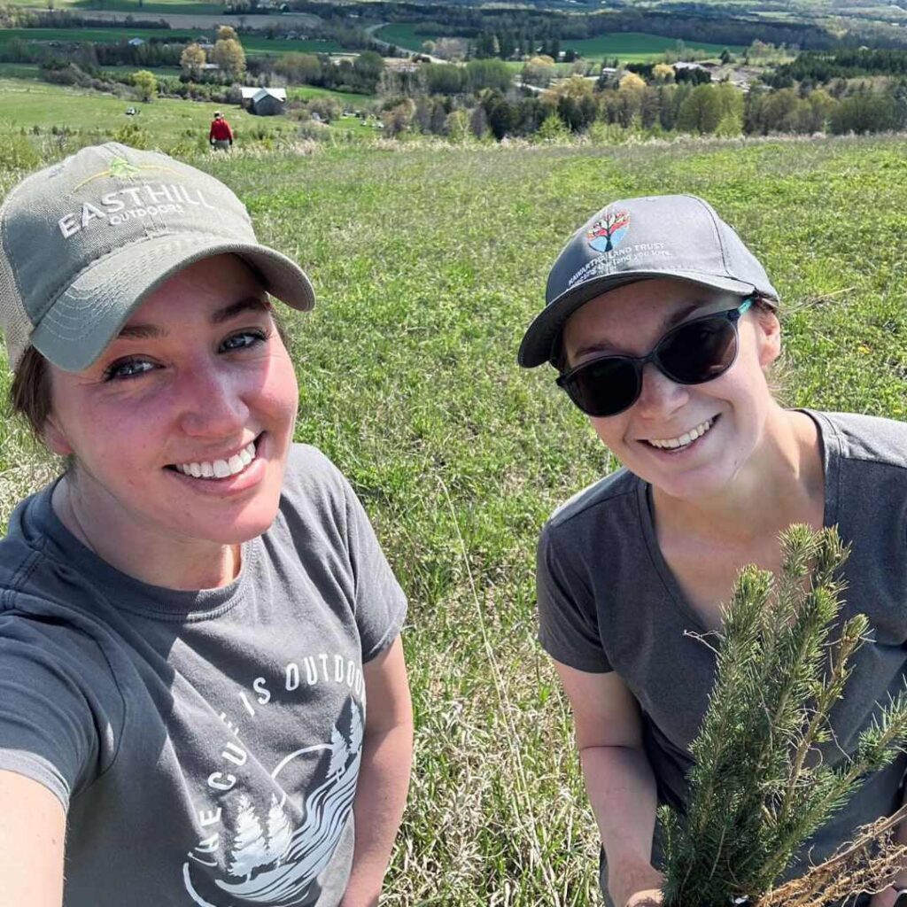 KLT volunteer at Rachel Barrington, KLT's Partners in Conservation Coordinator at tree-planting at KLT's Sheidow Farm CEA